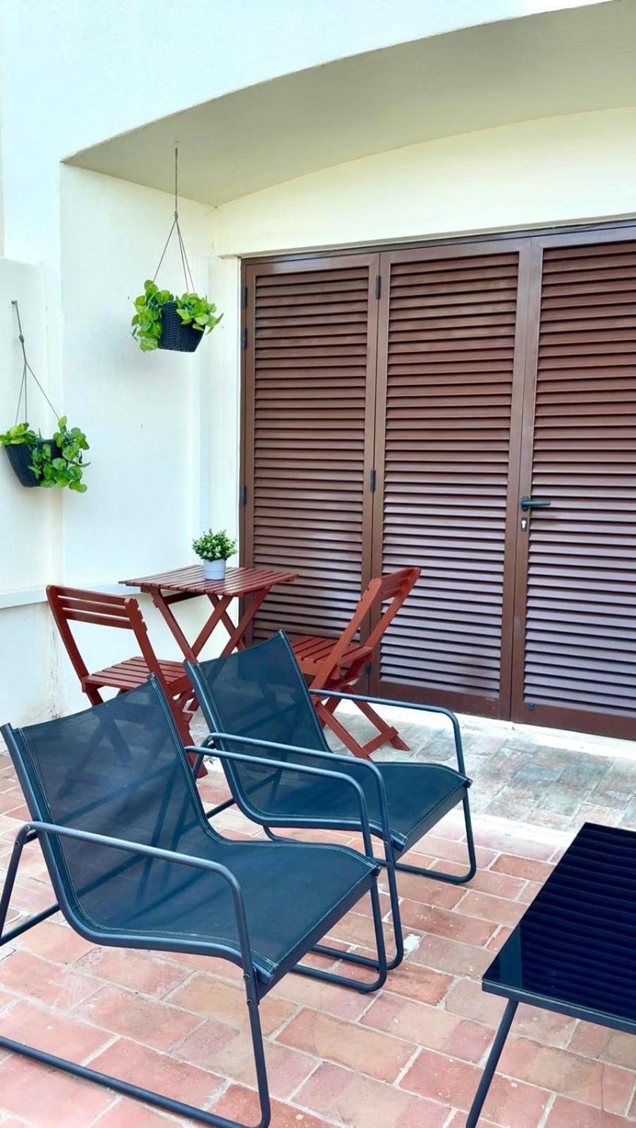Cozy And Stylish Studio Apt Just 800M From The Beach - New On Booking! 阿尔布费拉 外观 照片